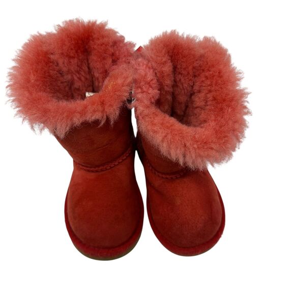 UGG Toddler Girls Red Shearling Lined Mid Calf Suede Booties with Bows Size 7 - Picture 4 of 6